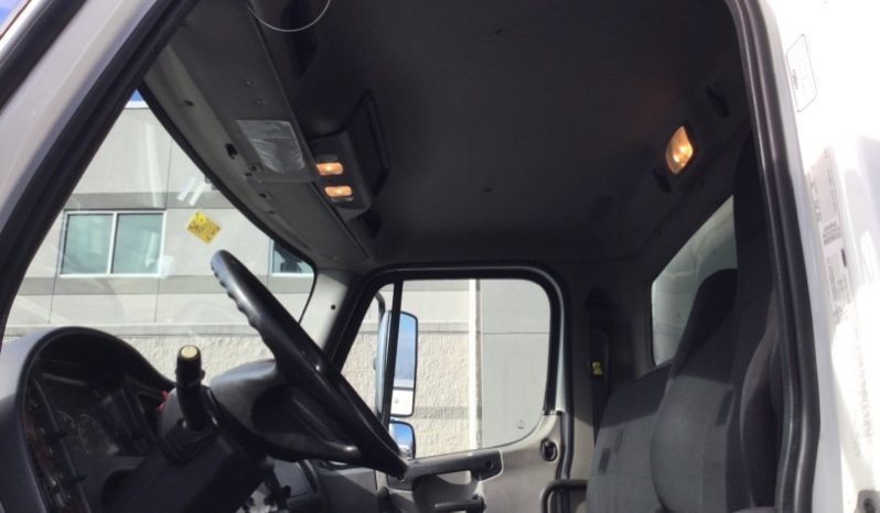 2015 Freightliner m2 22′ box truck w/ liftgate #1515 full