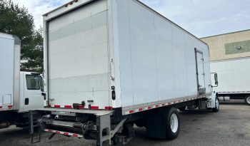 2018 Freightliner m2 26ft box truck w/ liftgate #8944 full