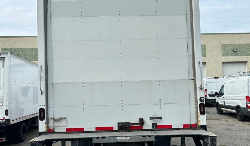 2018 Freightliner m2 26ft box truck w/ liftgate #8944 full