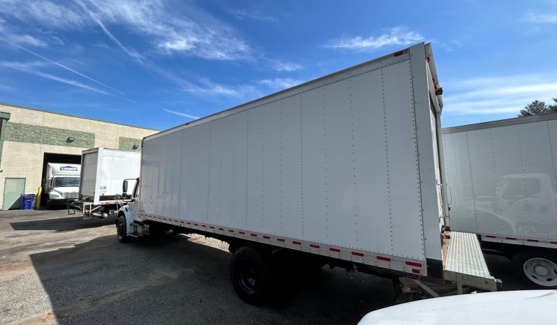 2018 Freightliner m2 26′ box truck w/ liftgate #8707 full